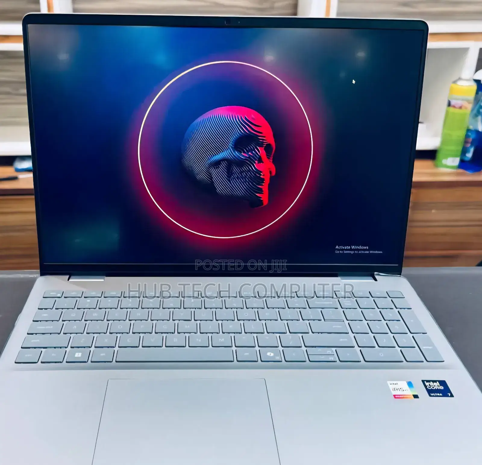 New Laptop Dell Inspiron 16 5620 16GB Intel Core Ultra 7 SSD 1T