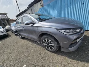 Photo - New BYD E2 43 kWh 94 hp FWD 2025 Gray