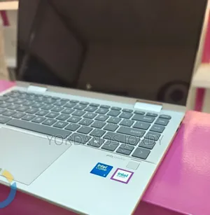 New Laptop HP Envy 14 8GB Intel Core I5 SSD 512GB