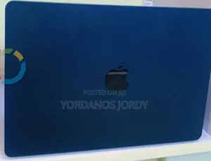 New Laptop Apple MacBook Air 2022 M2 8GB Apple M2 SSD 256GB