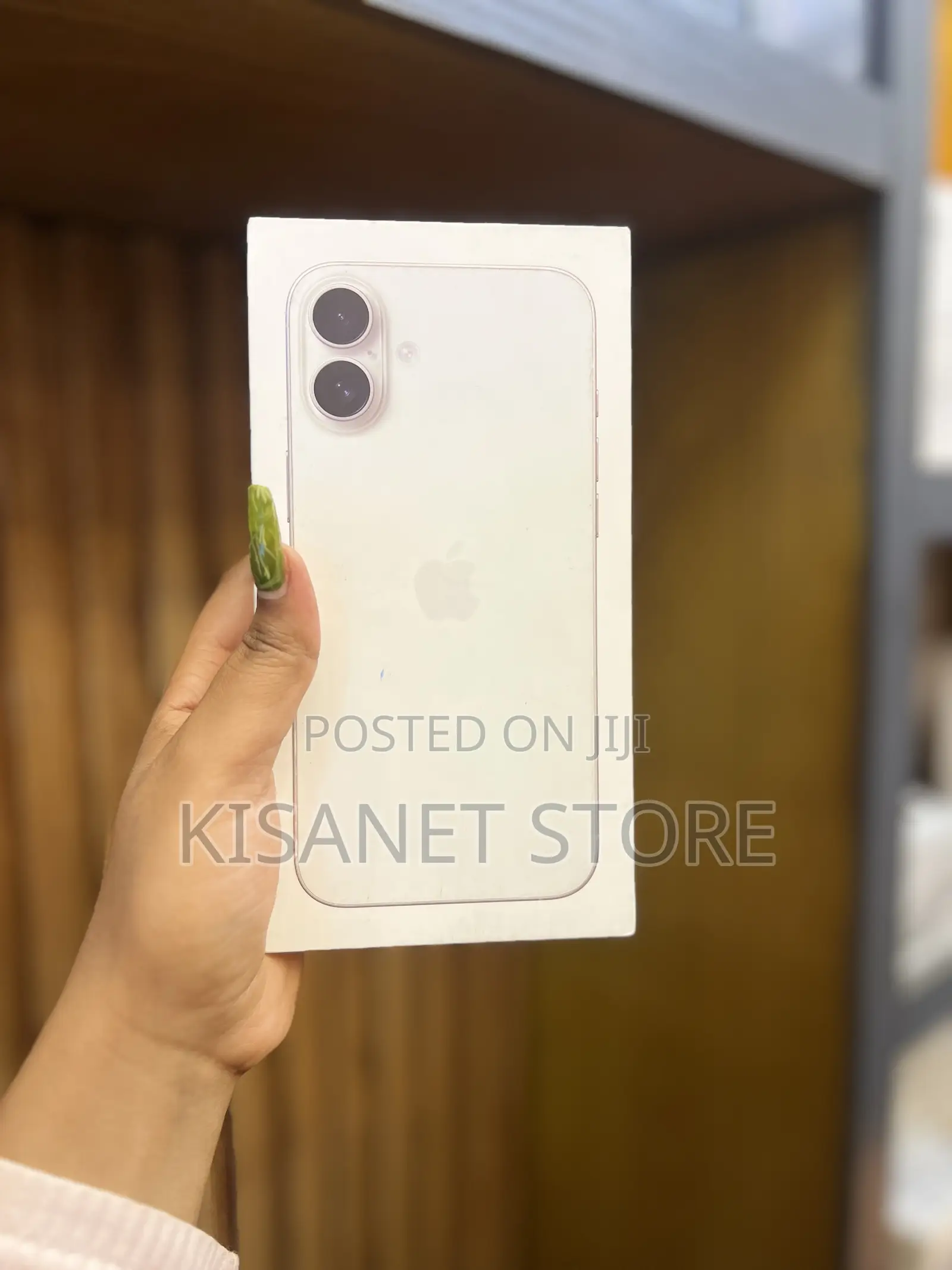 New Apple iPhone 16 Plus 128 GB White