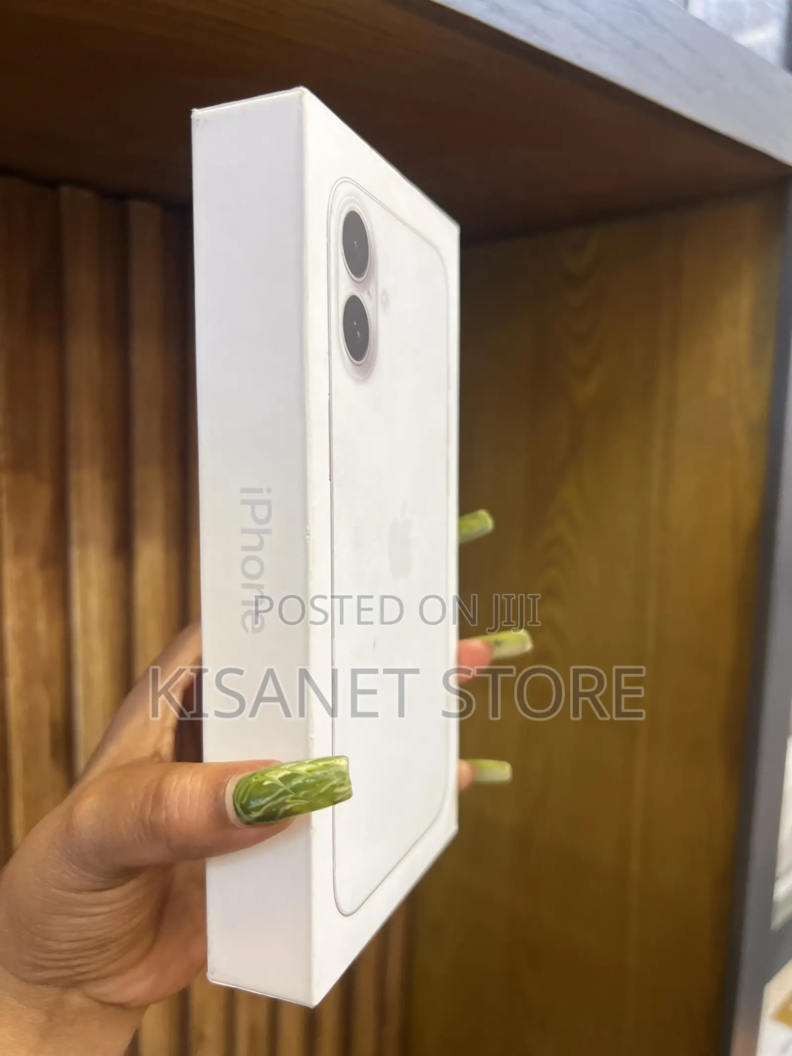New Apple iPhone 16 Plus 128 GB White