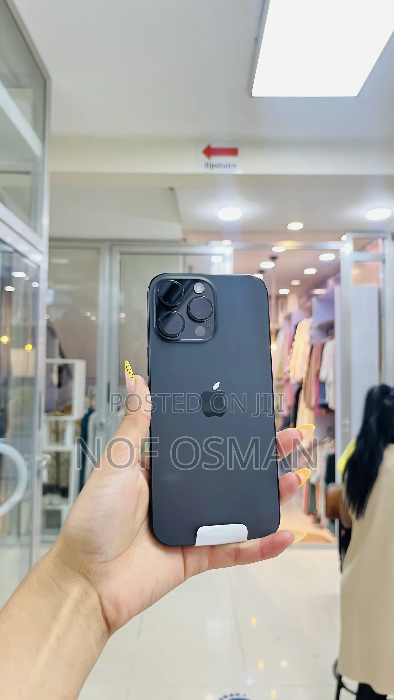 New Apple iPhone 16 Pro Max 1 TB Black