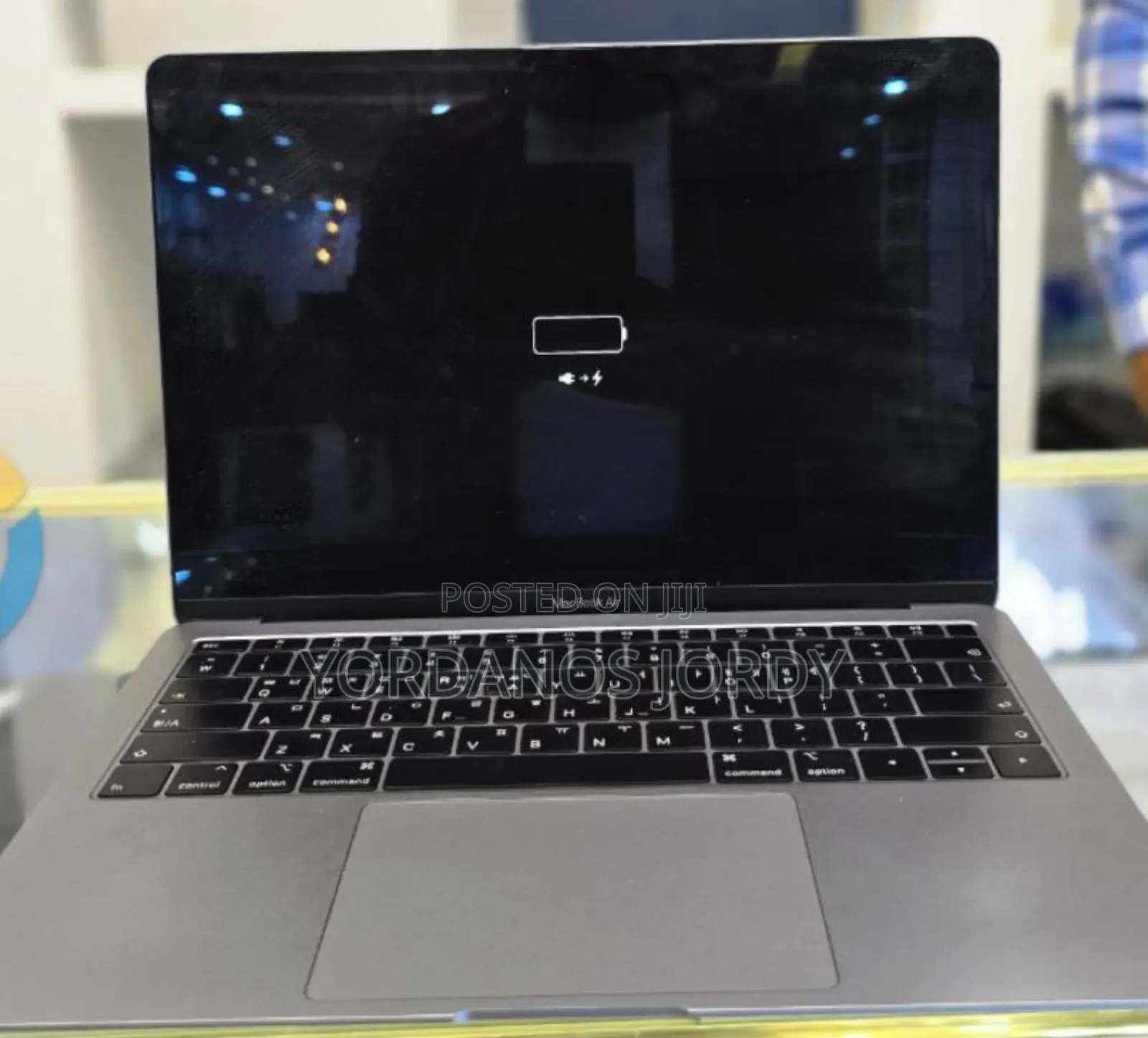 New Laptop Apple MacBook Air 2019 16GB Intel Core I5 SSD 512GB