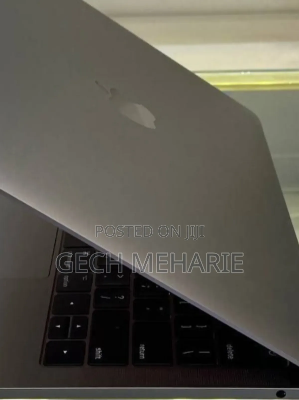 New Laptop Apple MacBook Pro 2017 16GB Intel Core I5 SSD 512GB