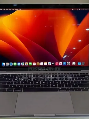 New Laptop Apple MacBook Pro 2017 16GB Intel Core I5 SSD 512GB