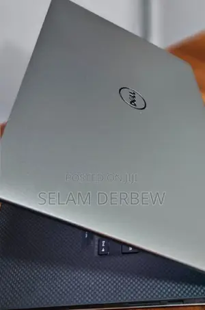 New Laptop Dell XPS 15 16GB Intel Core I7 SSD 512GB