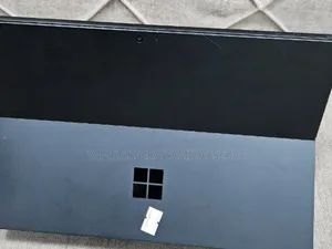 New Laptop Microsoft Surface Pro 6 8GB Intel Core I7 SSD 256GB