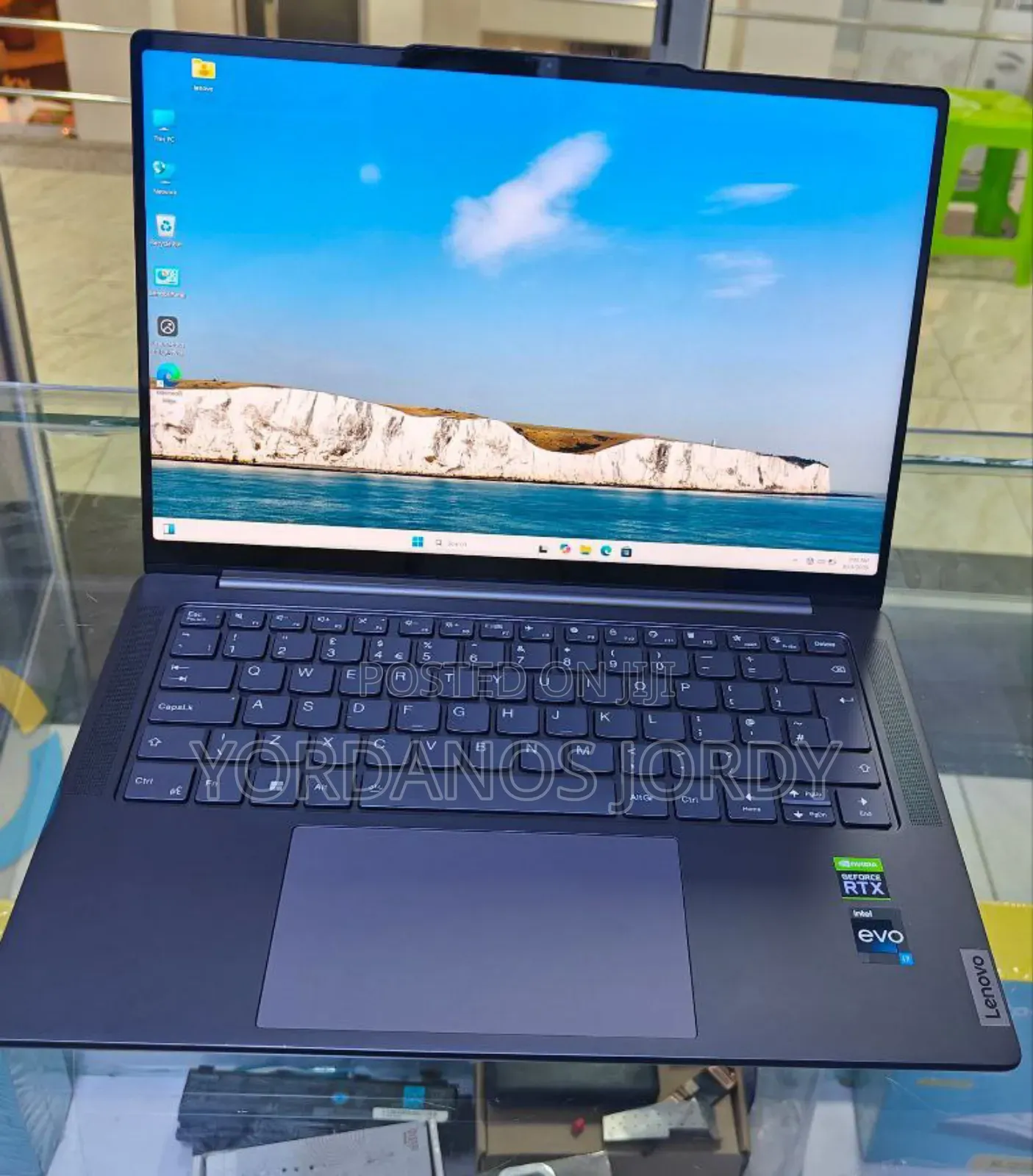 New Laptop Lenovo Yoga 7i 32GB Intel Core I7 SSD 1T