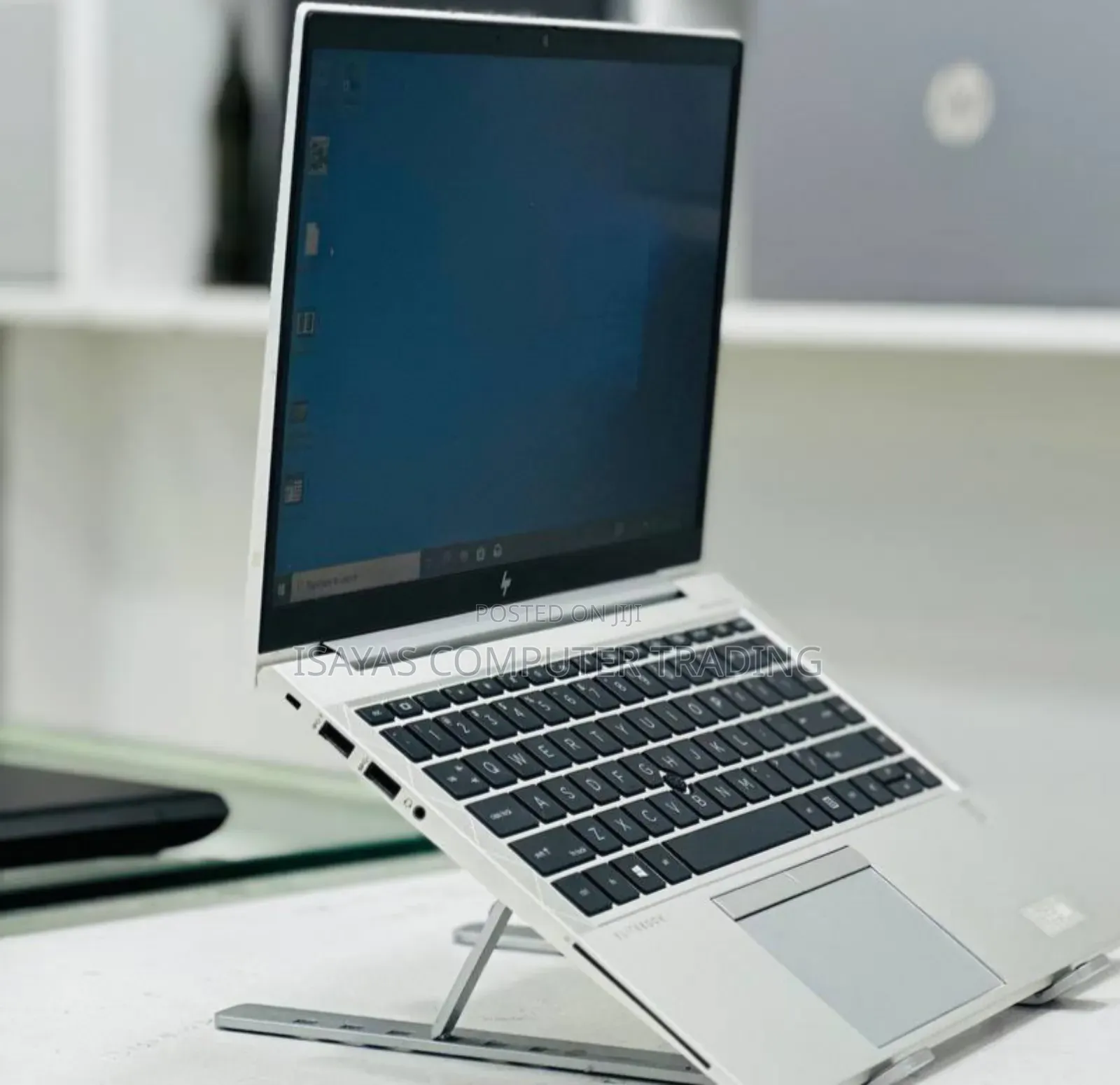 New Laptop HP EliteBook 845 G8 16GB AMD Ryzen 5 SSD 512GB