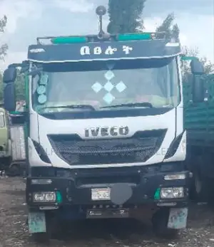 Photo - Iveco ባላቶኒ ሸልቶ
•2013