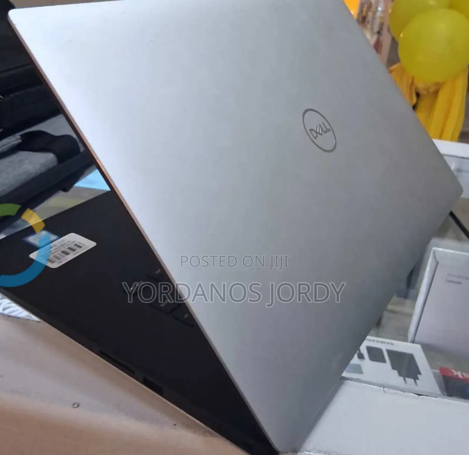 New Laptop Dell Precision 15 3520 16GB Intel Core I7 SSD 512GB