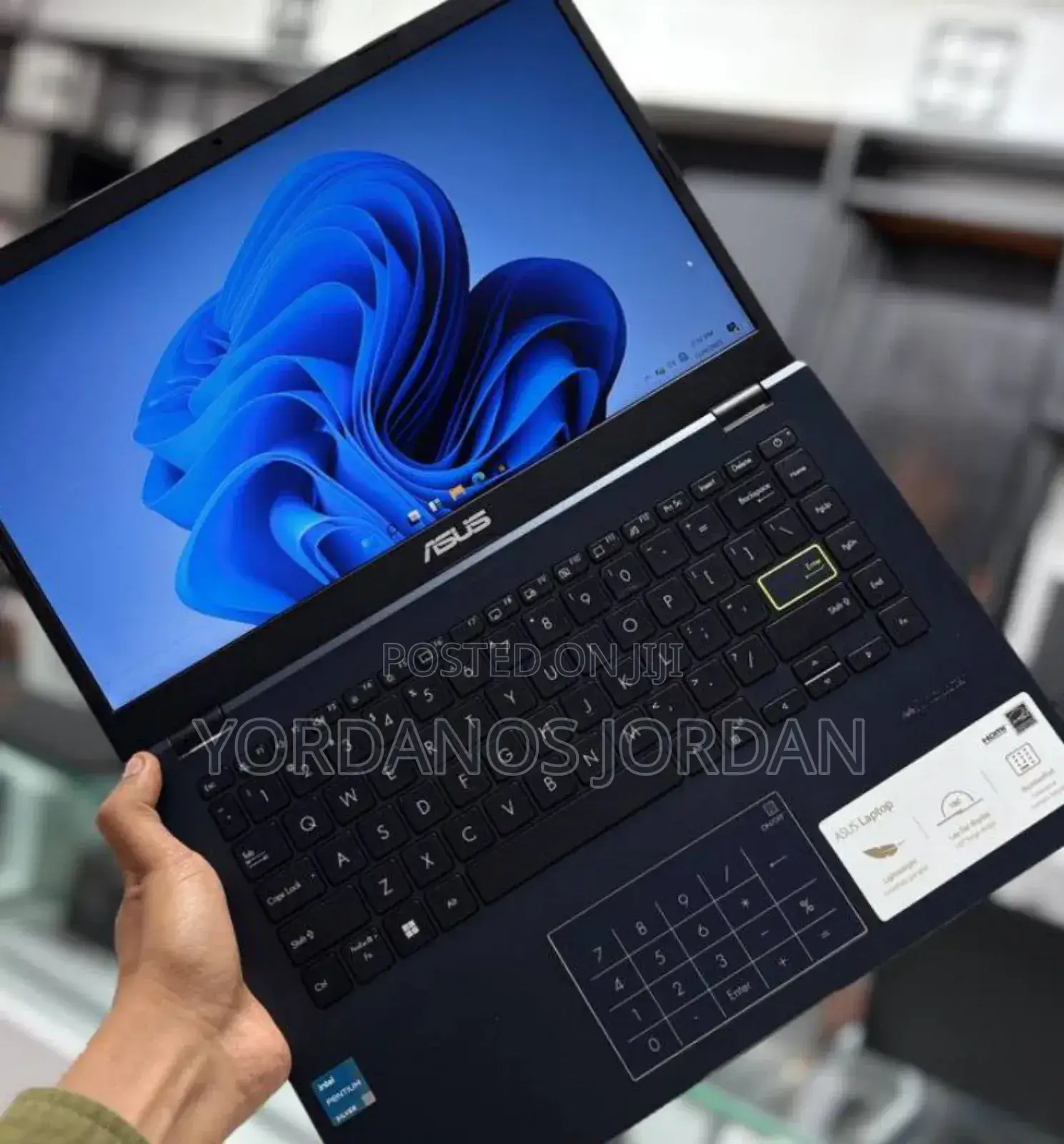 New Laptop Asus Vivobook 16 4GB Intel Pentium SSD 320GB