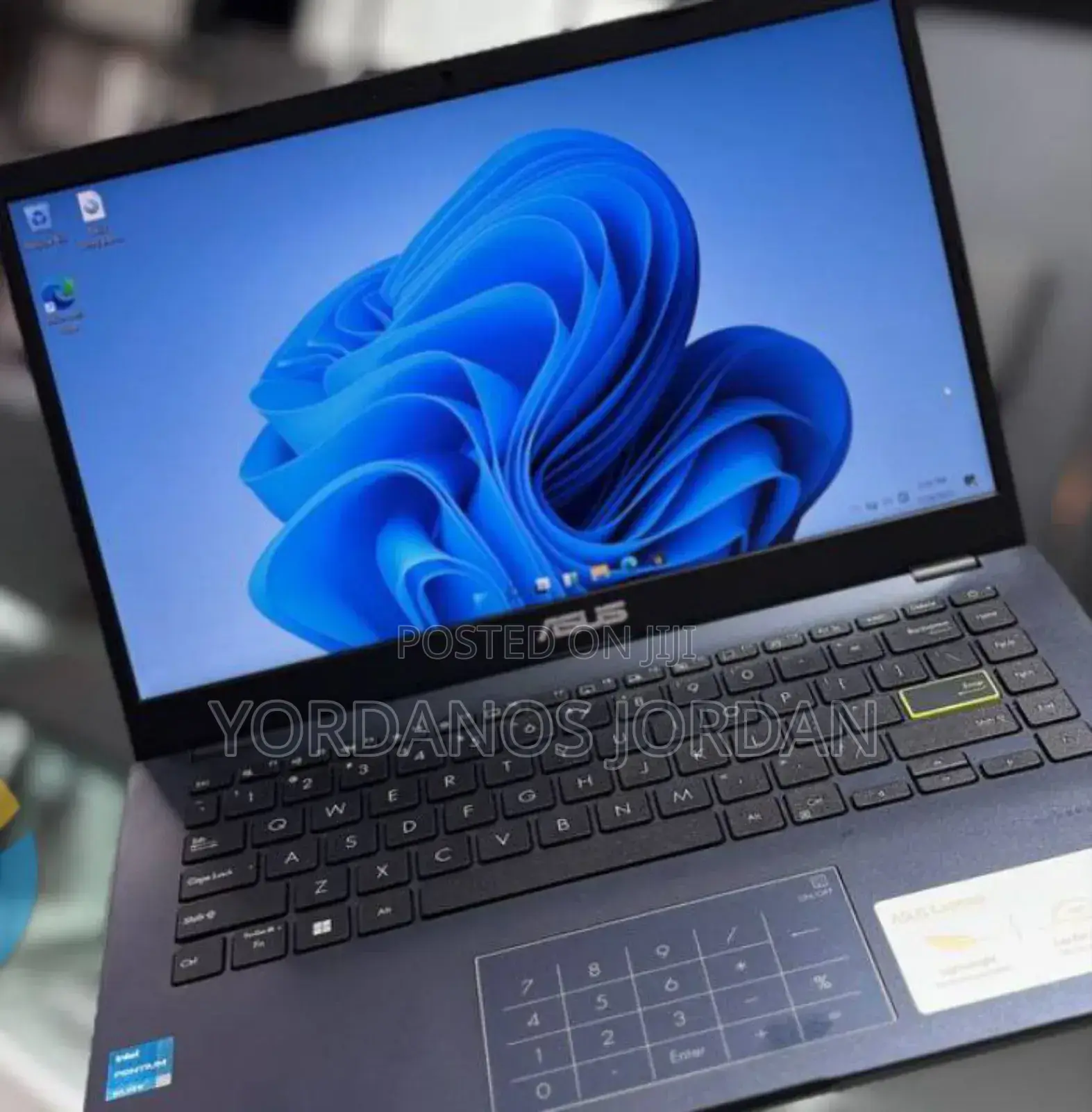 New Laptop Asus Vivobook 16 4GB Intel Pentium SSD 320GB