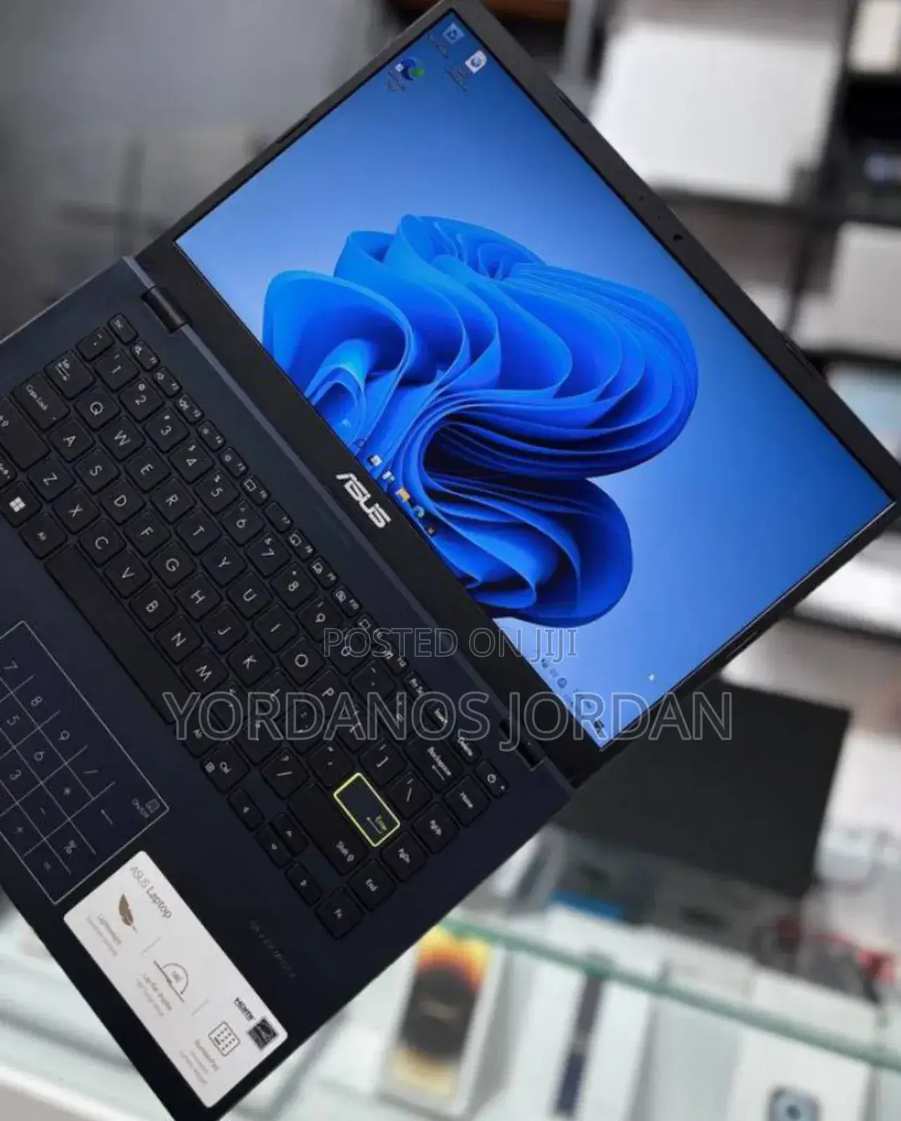 New Laptop Asus Vivobook 16 4GB Intel Pentium SSD 320GB