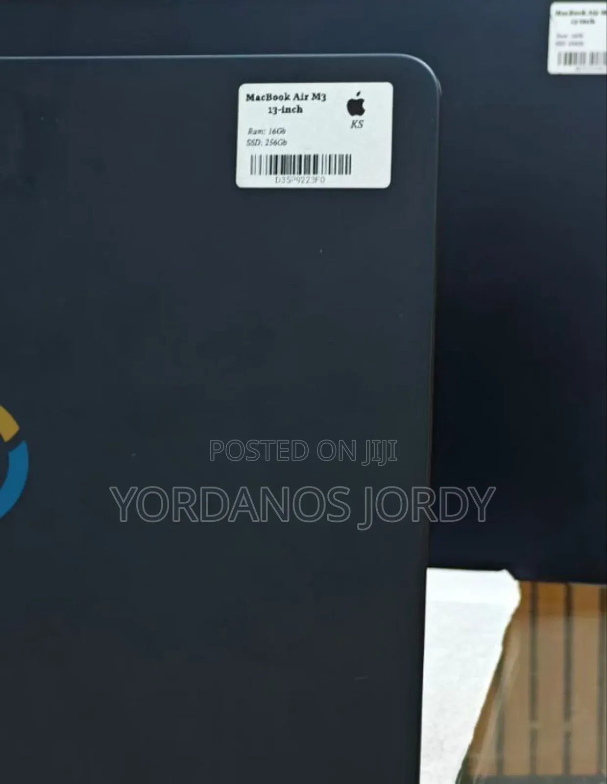 New Laptop Apple MacBook Air 2024 M3 13-Inch 16GB Apple M3 SSD 256GB