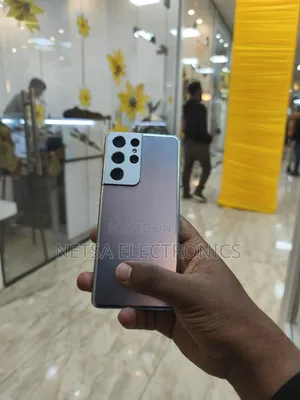 Photo - Samsung Galaxy S21 Ultra 5G 256 GB Silver