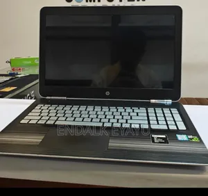 New Laptop HP Pavilion 15 8GB Intel Core I7 SSD 512GB