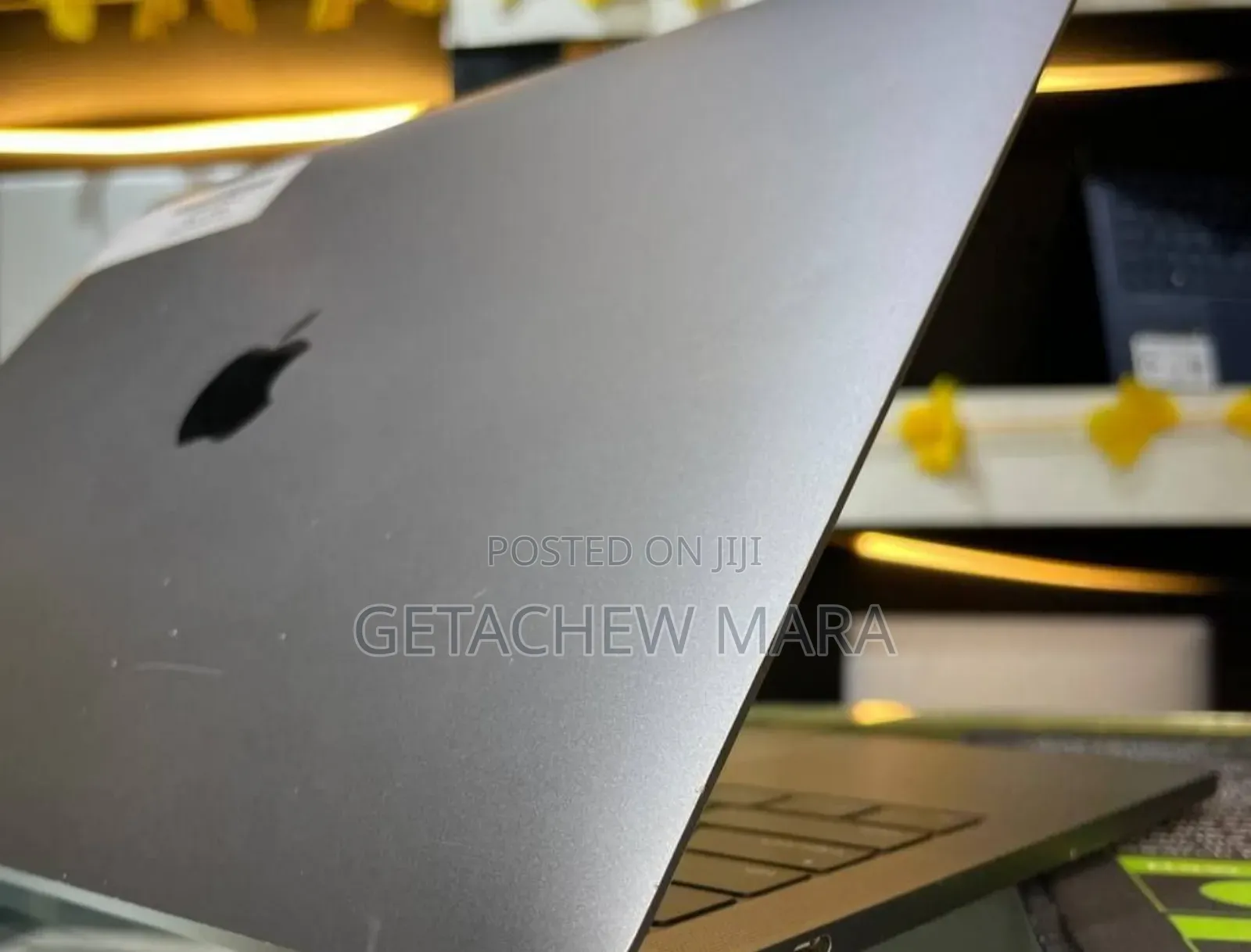 New Laptop Apple MacBook Pro 2017 8GB Intel Core I5 SSD 128GB