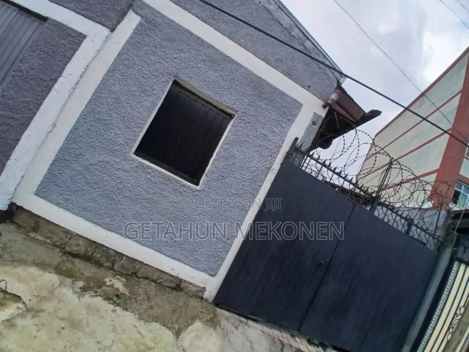 አስቸኩአዪ የሚሸጥ 75 ካሬ
ወሰን ከዋና አስፓልት ግልባጭ
ሳሎን 1
መኝታ 2
መታጠቢያ 1
ሰርቪስ 2