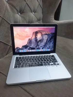 New Laptop Apple MacBook Pro 2012 4GB Intel Core I5 HDD 500GB