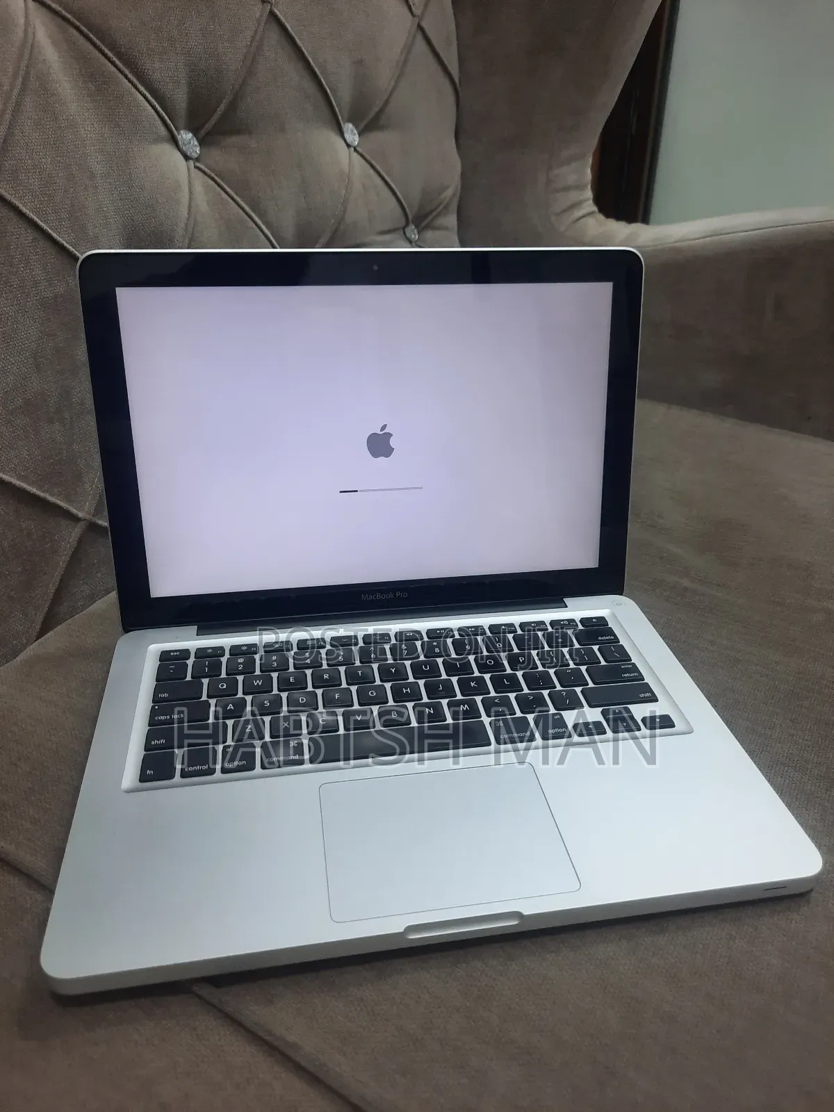 New Laptop Apple MacBook Pro 2012 4GB Intel Core I5 HDD 500GB