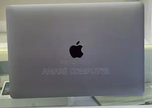 New Laptop Apple MacBook Pro 2017 16GB Intel Core I7 SSD 512GB