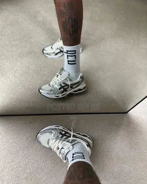 Asics Gel Kayano (2025)