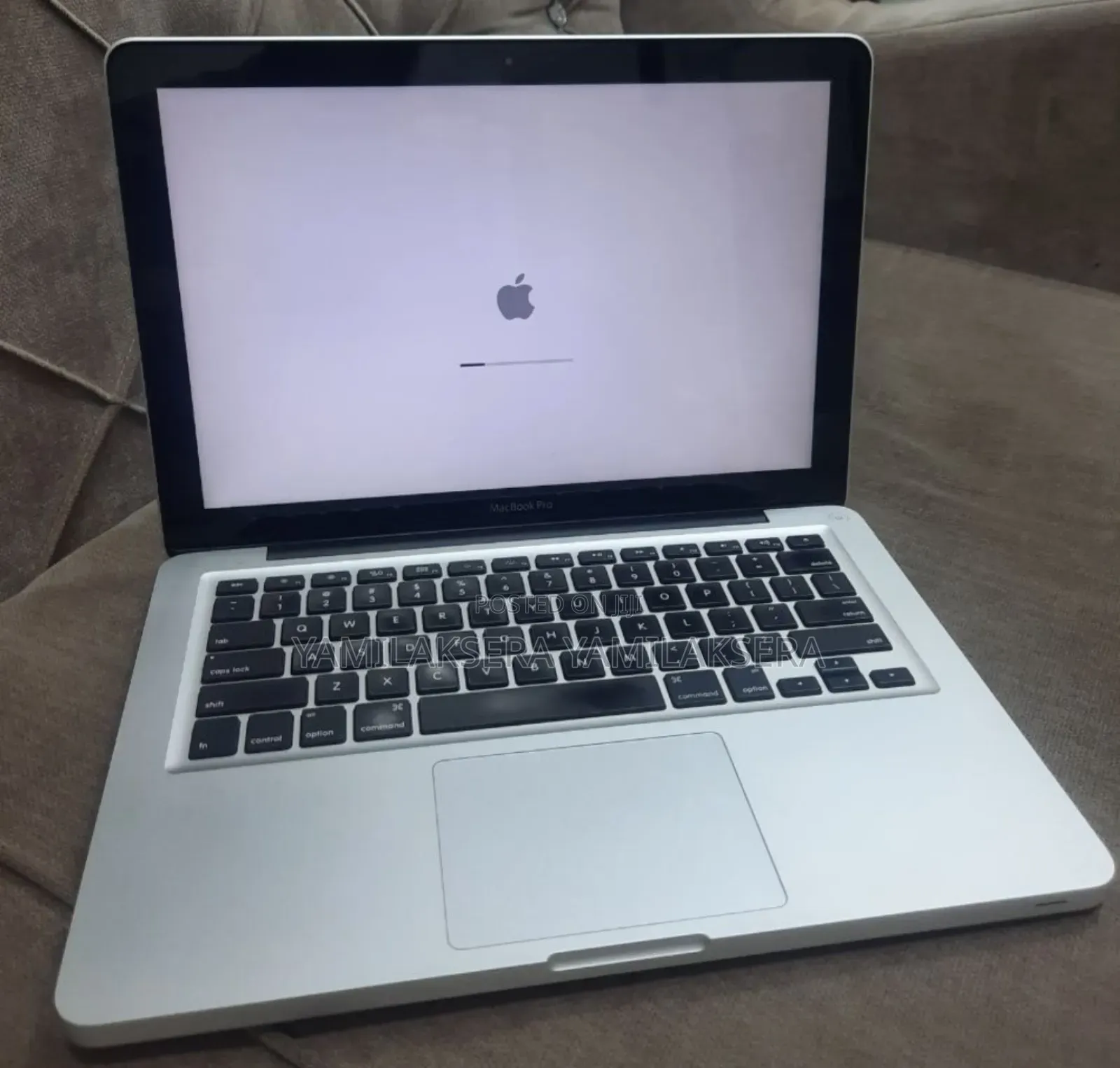 New Laptop Apple MacBook 2012 4GB Intel Core i5 SSD 500GB