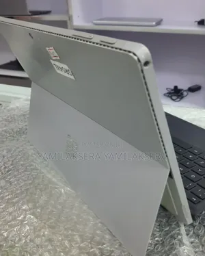 Photo - New Laptop Microsoft Surface Pro 4 8GB Intel Core I5 SSD 256GB