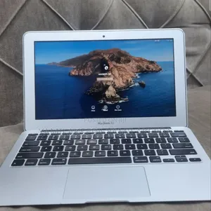 New Laptop Apple MacBook 2013 4GB Intel Core I5 SSD 128GB