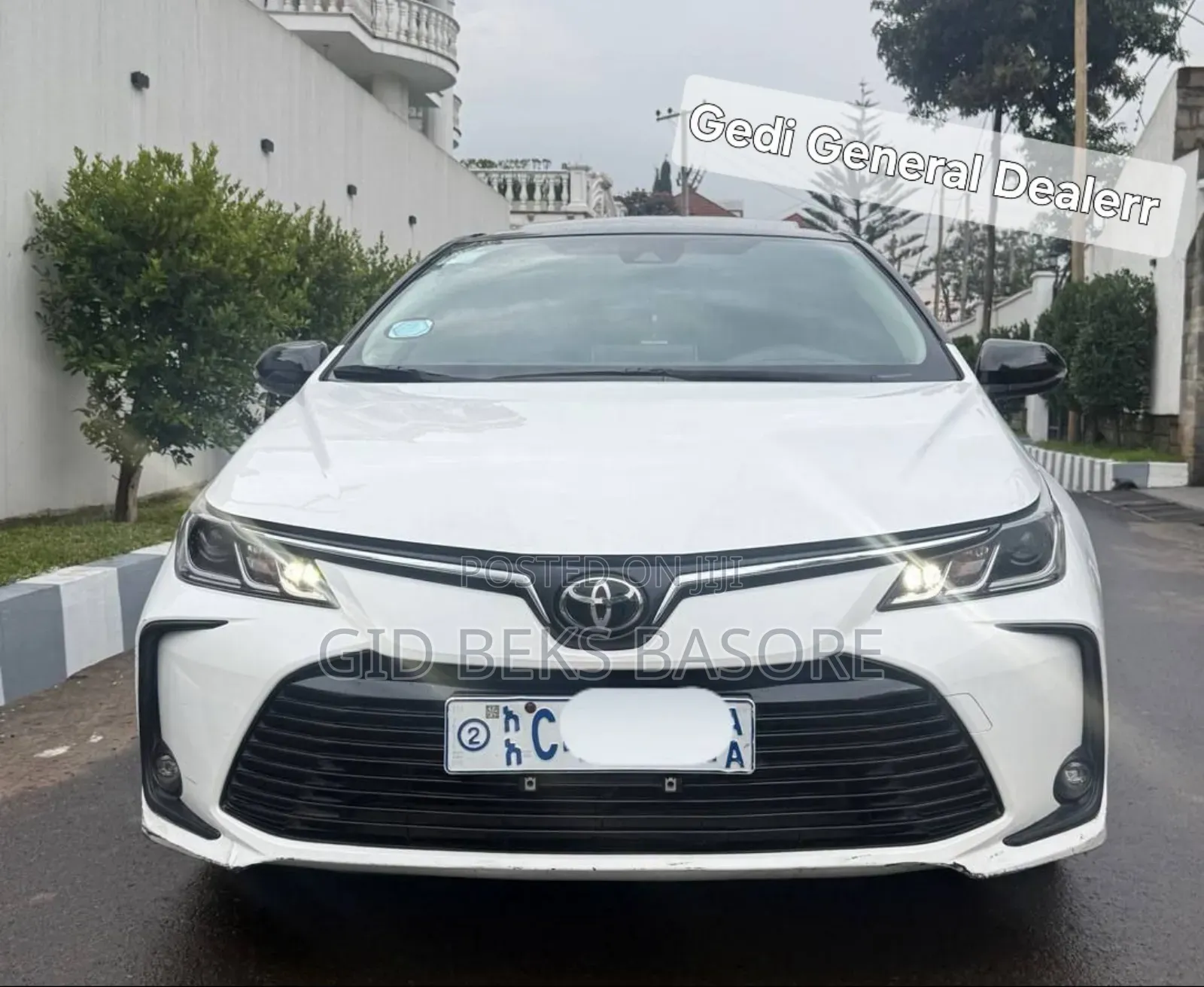 Toyota Corolla 2022 White