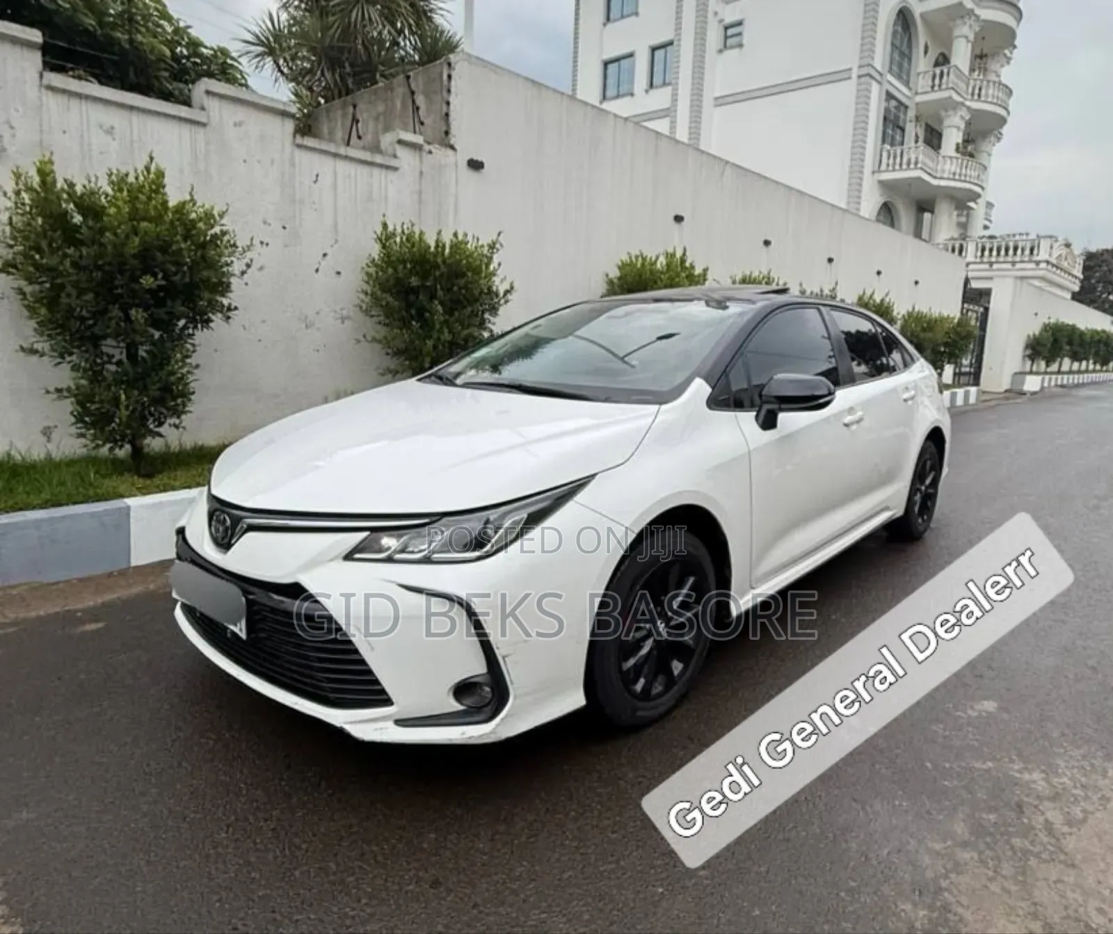 Toyota Corolla 2022 White