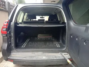 Toyota Land Cruiser Prado 2019 Gray