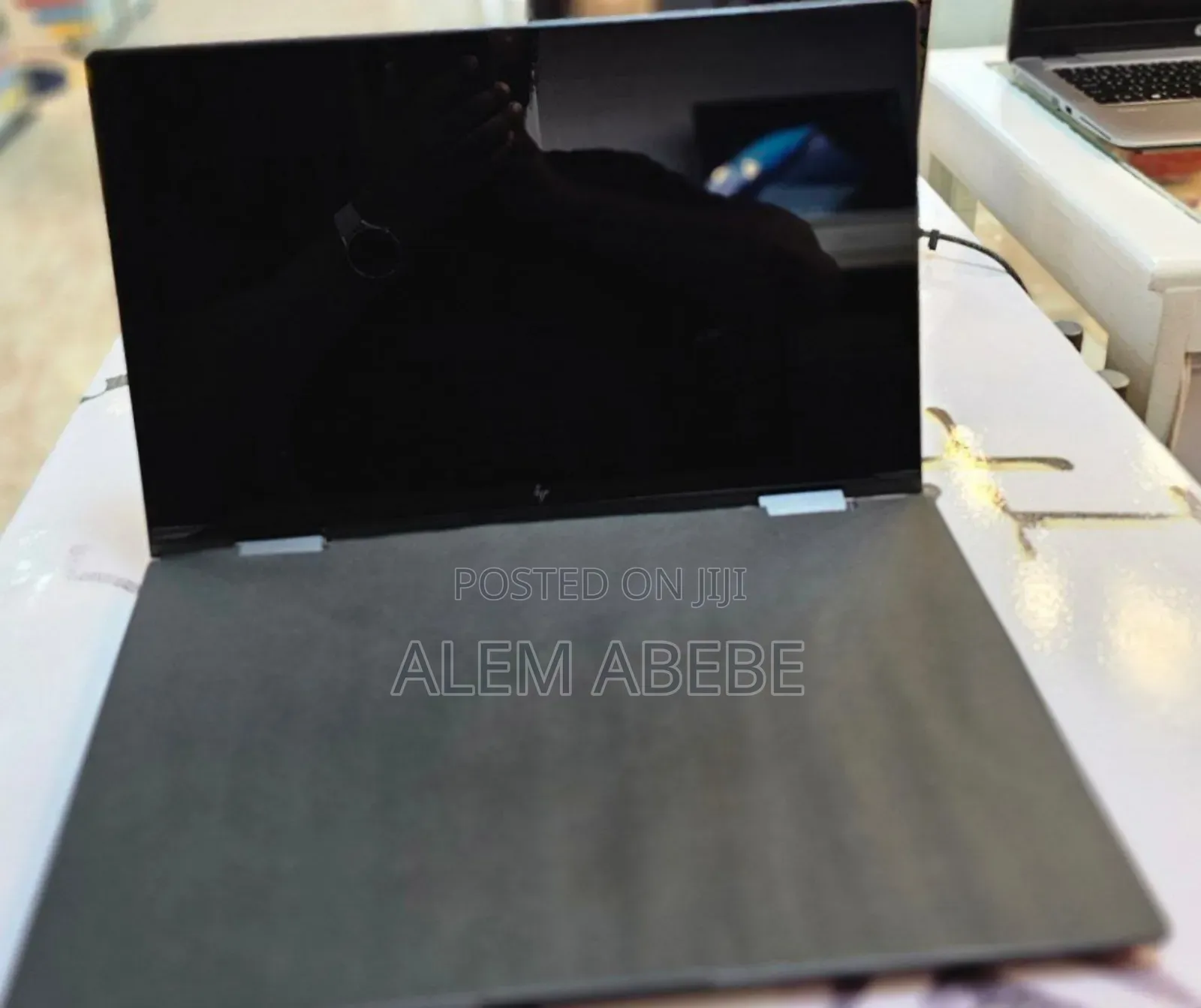 New Laptop HP Envy X360 8GB AMD Ryzen 5 SSD 256GB