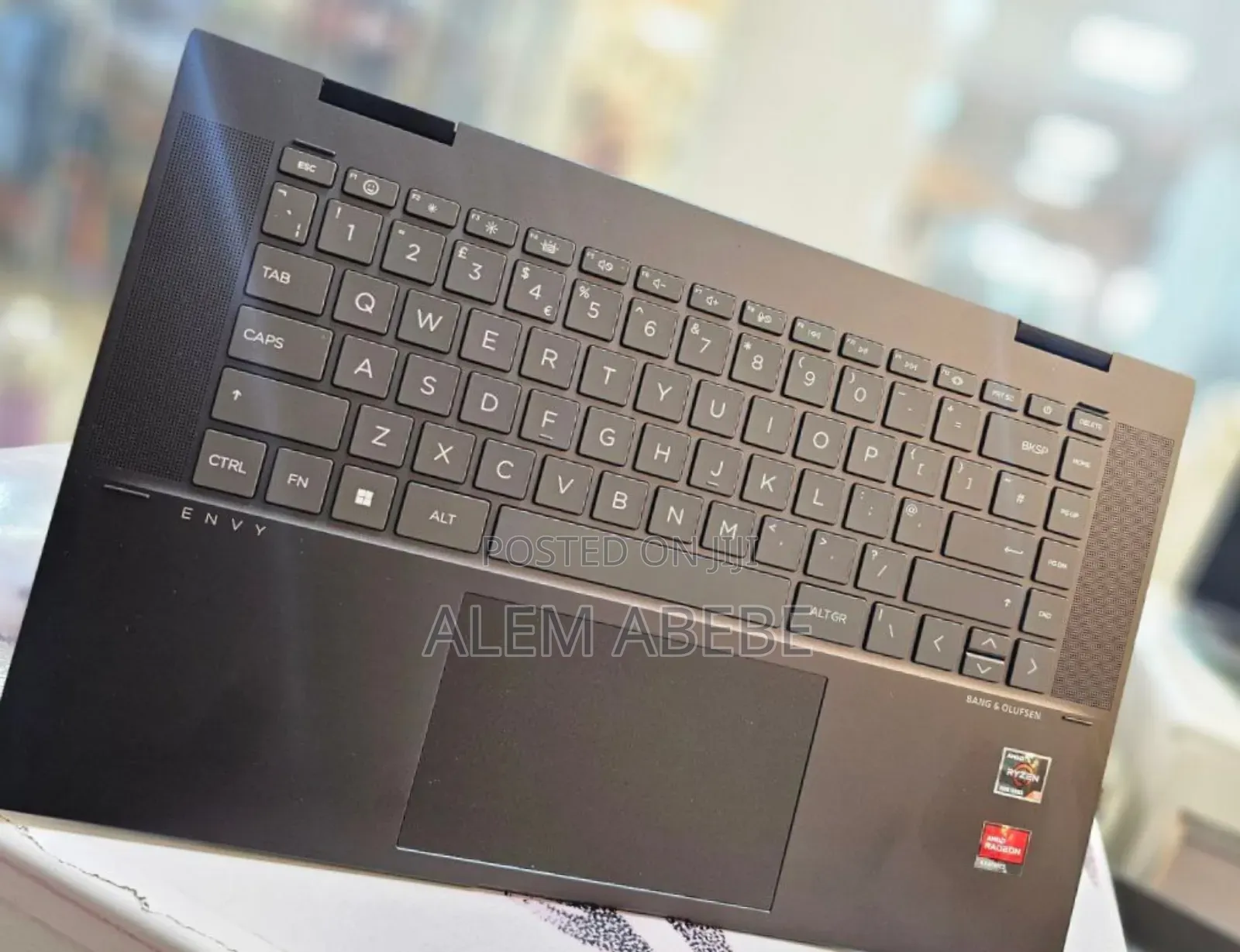 New Laptop HP Envy X360 8GB AMD Ryzen 5 SSD 256GB