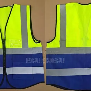 የተለያዩ ከለር ያላቸው ቬስት እና የሴፍቲ እቃዎች እኛ ጋ ያገኛሉ