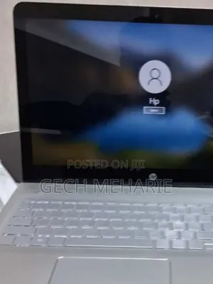 New Laptop HP Envy 15 8GB Intel Core I5 HDD 1T