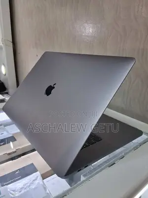 New Laptop Apple MacBook Pro 2019 32GB Intel Core I9 SSD 512GB