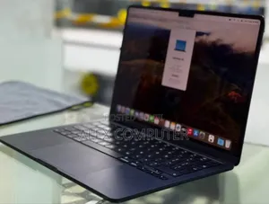 New Laptop Apple MacBook Air 2022 M2 8GB Apple M2 SSD 256GB