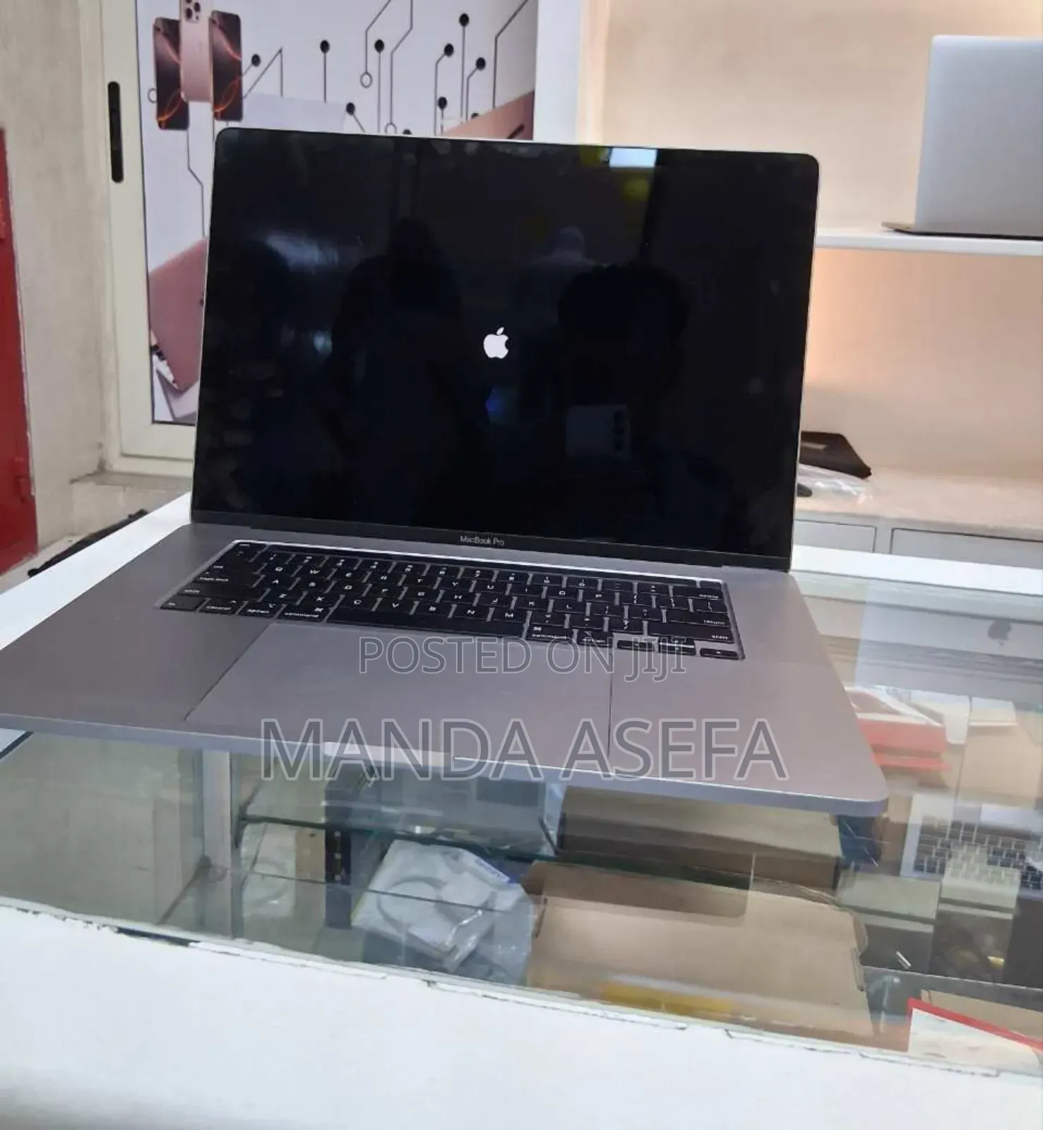 New Laptop Apple MacBook Pro 2019 32GB Intel Core I7 SSD 1T