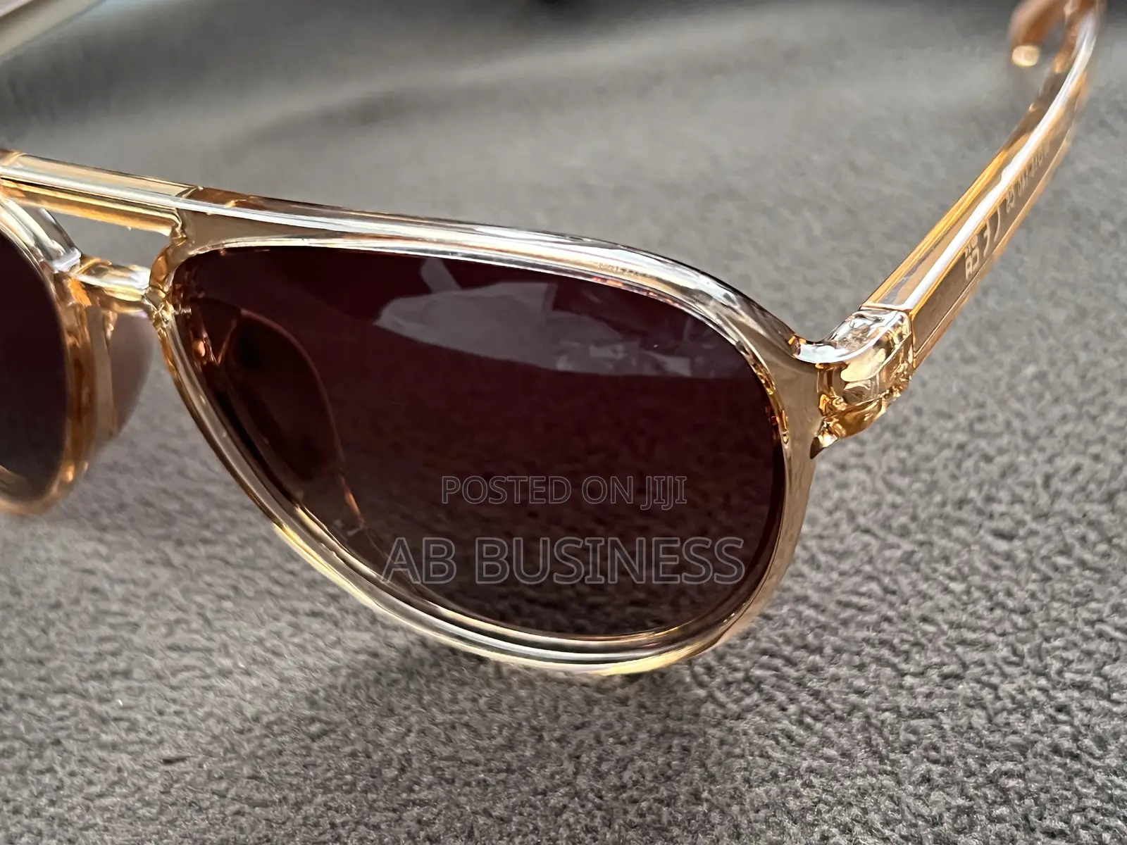 Light Gradient Brown Aviators Sun Glasses