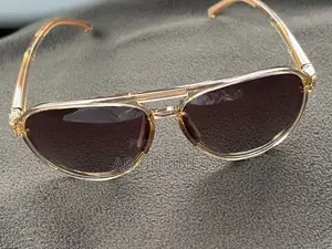 Light Gradient Brown Aviators Sun Glasses