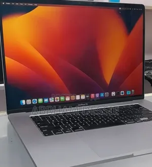 New Laptop Apple MacBook Pro 2019 16GB Intel Core I7 SSD 512GB