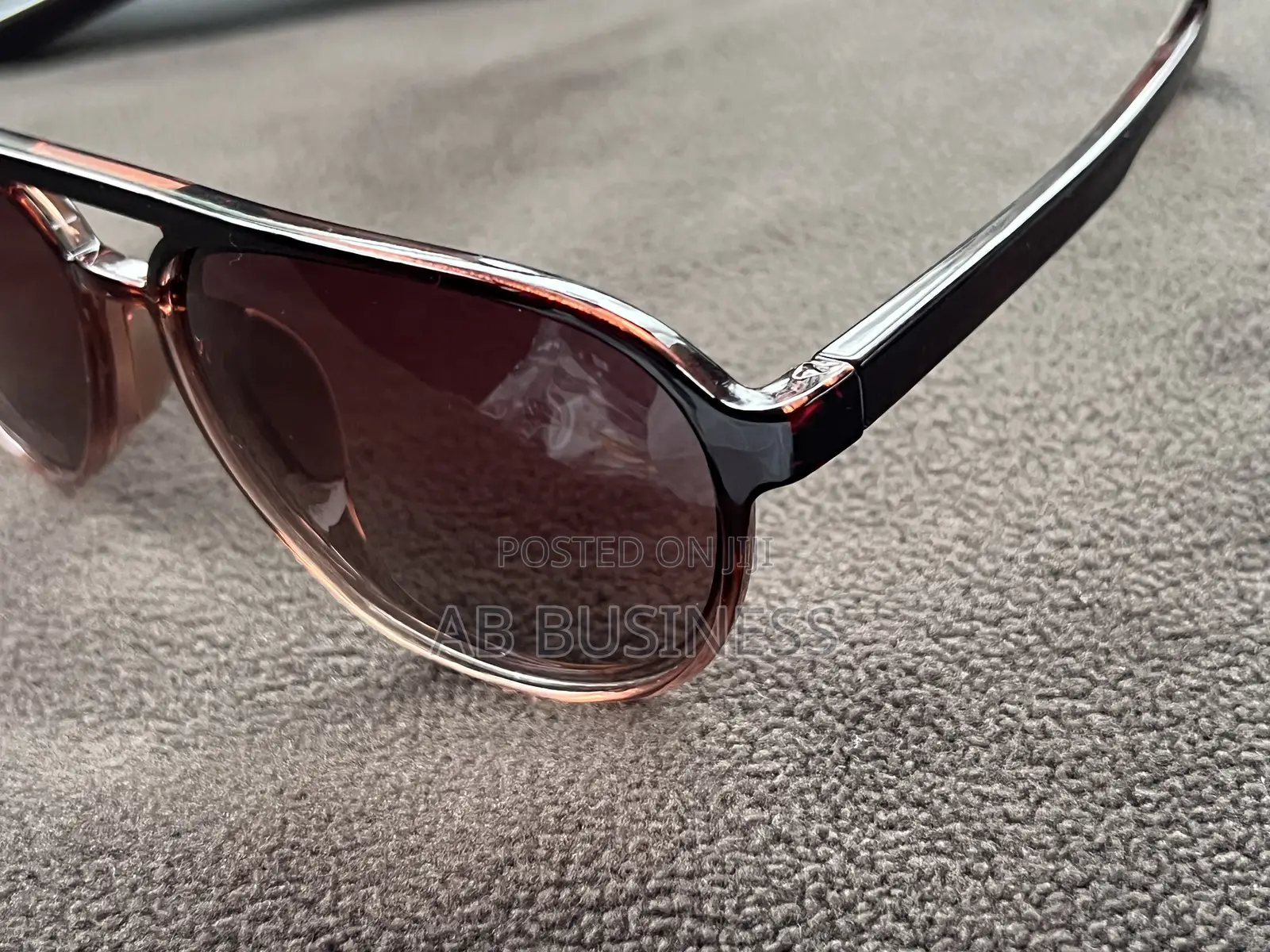 Light Gradient Brown Aviators Sun Glasses
