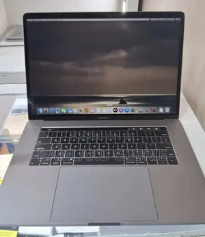 New Laptop Apple MacBook Pro 2019 32GB Intel Core I9 SSD 512GB