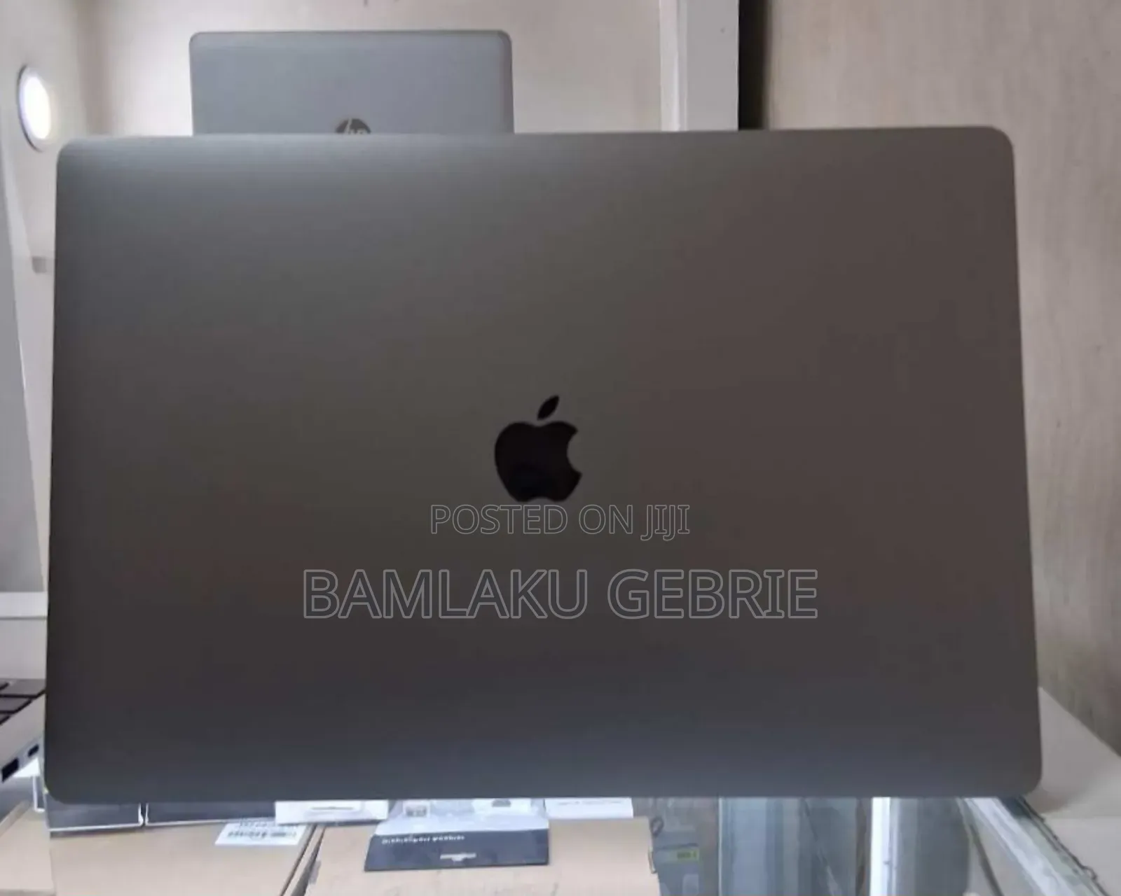 New Laptop Apple MacBook Pro 2019 32GB Intel Core I9 SSD 512GB