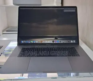 New Laptop Apple MacBook Pro 2019 32GB Intel Core I9 SSD 512GB