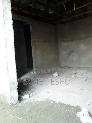 20bdrm House in ሀያት, Bole for sale