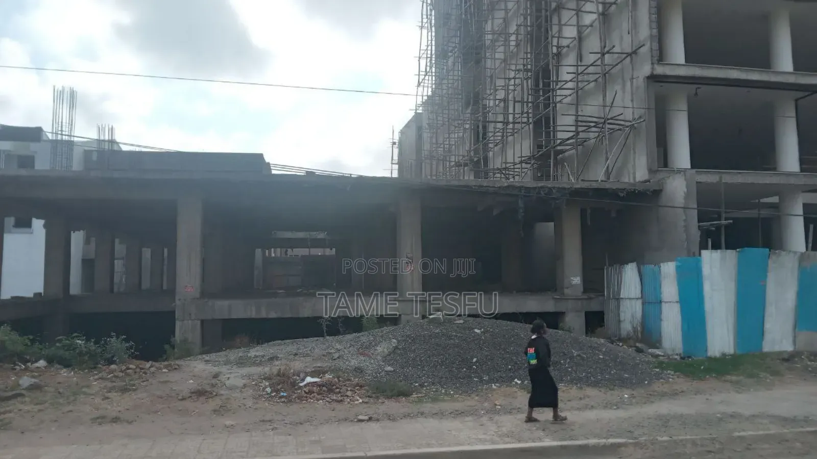 8bdrm House in ሀያት, Bole for sale